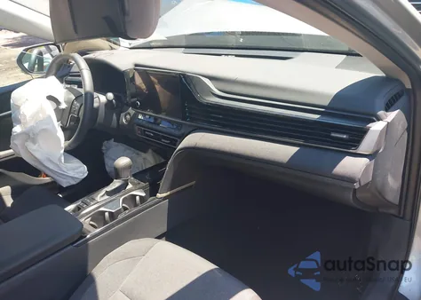 2025 Toyota Camry Le from USA, damaged, VIN 4T1DBADK3SU002393